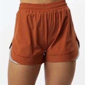 Alphalete Infinity Stride Shorts with Liner - Sour Tangerine